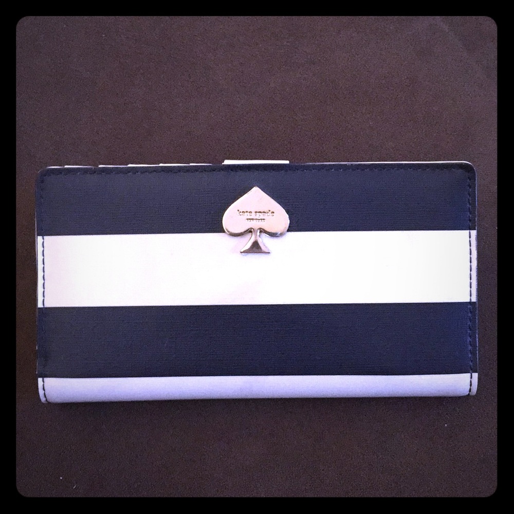 Kate Spade navy and white wallet